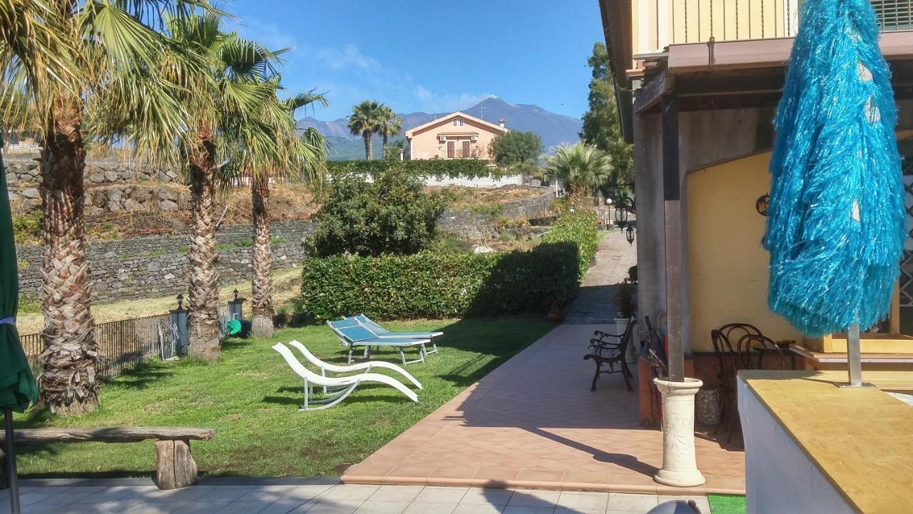 La Casa Del Melograno Bed and Breakfast Santa Venerina Buitenkant foto