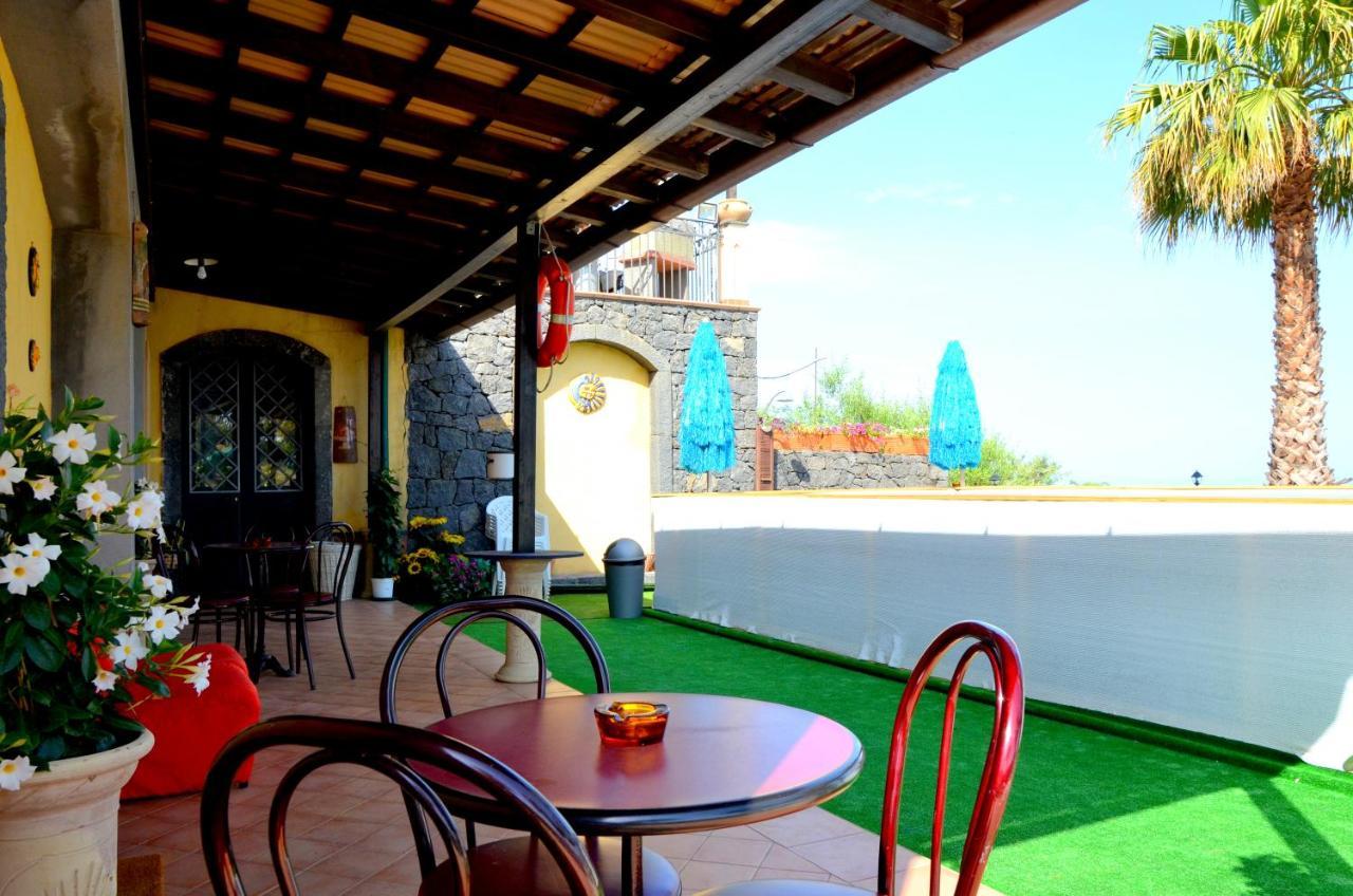 La Casa Del Melograno Bed and Breakfast Santa Venerina Buitenkant foto