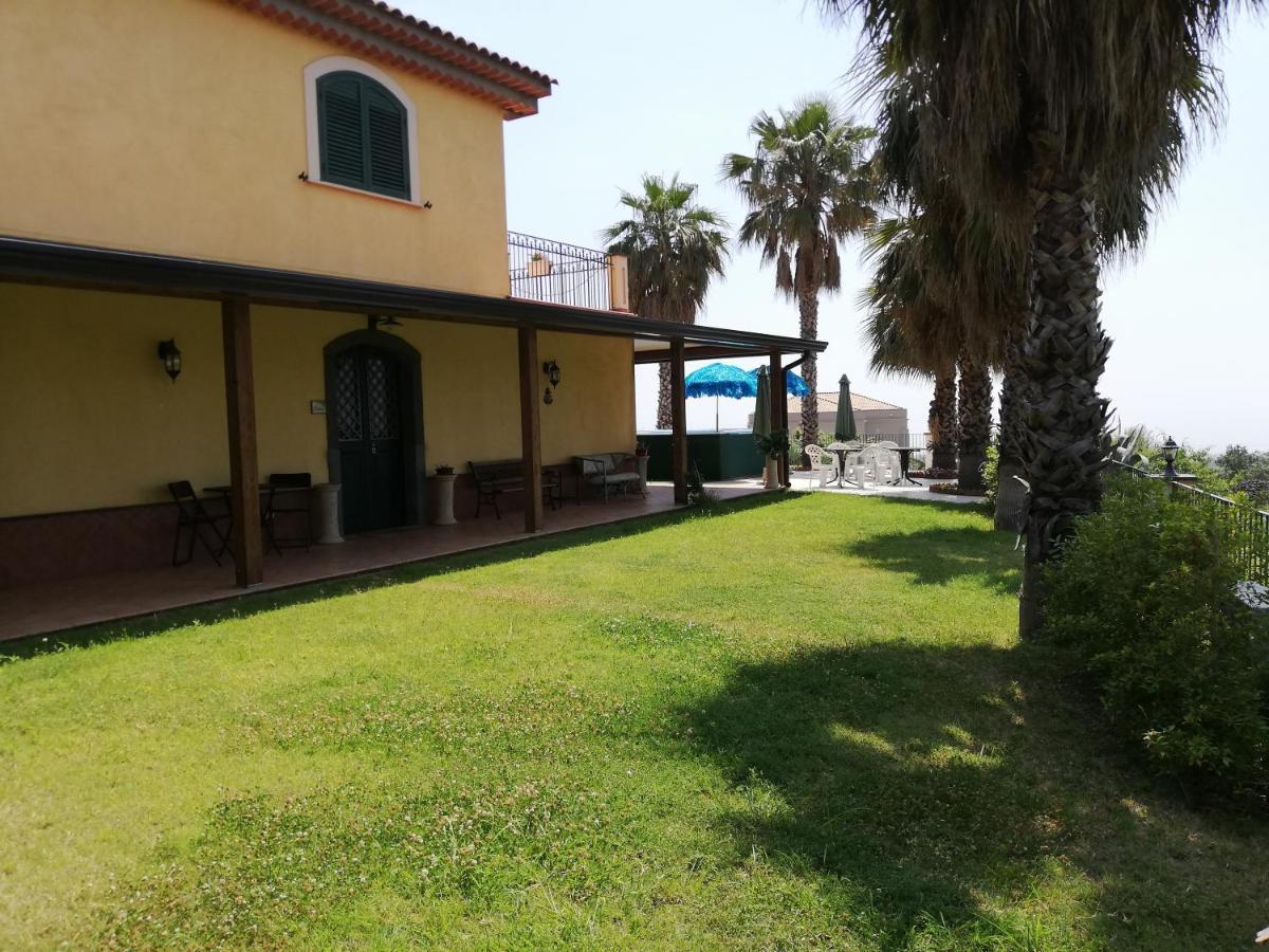 La Casa Del Melograno Bed and Breakfast Santa Venerina Buitenkant foto
